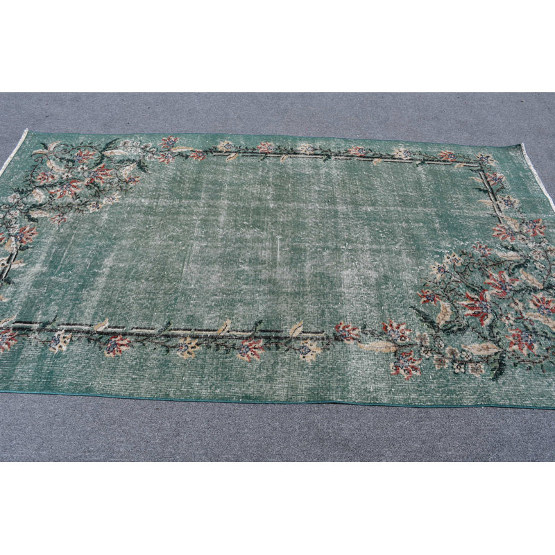 Tapis turc vert anatolien coloré et vert idéal pour la cuisine de bureau ou le salon biologique