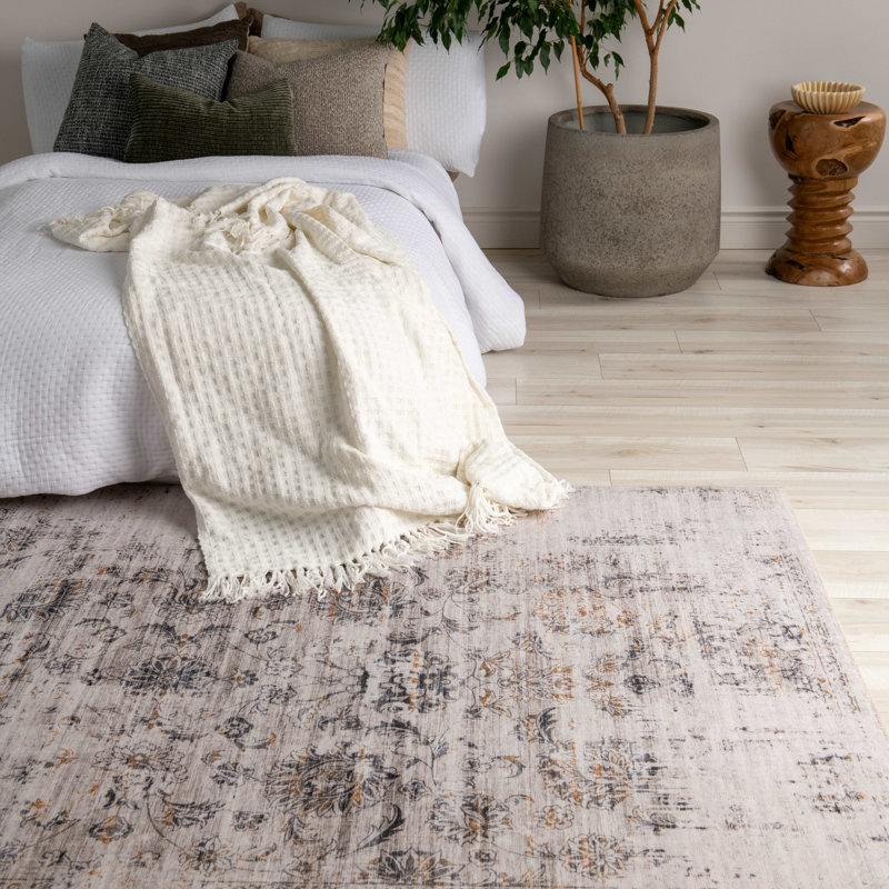Oriental Indoor Rug, Rectangle 5'3" x 7'7"