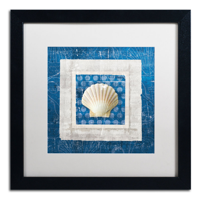 Maeda «Sea Shell III on Blue» par Belinda Aldrich, impression encadrée, Blanc, H 16 po x l 16 po