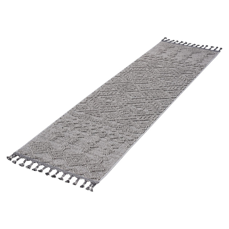 Traditional indoor/outdoor area rugs, Runner 2'2" x 8'