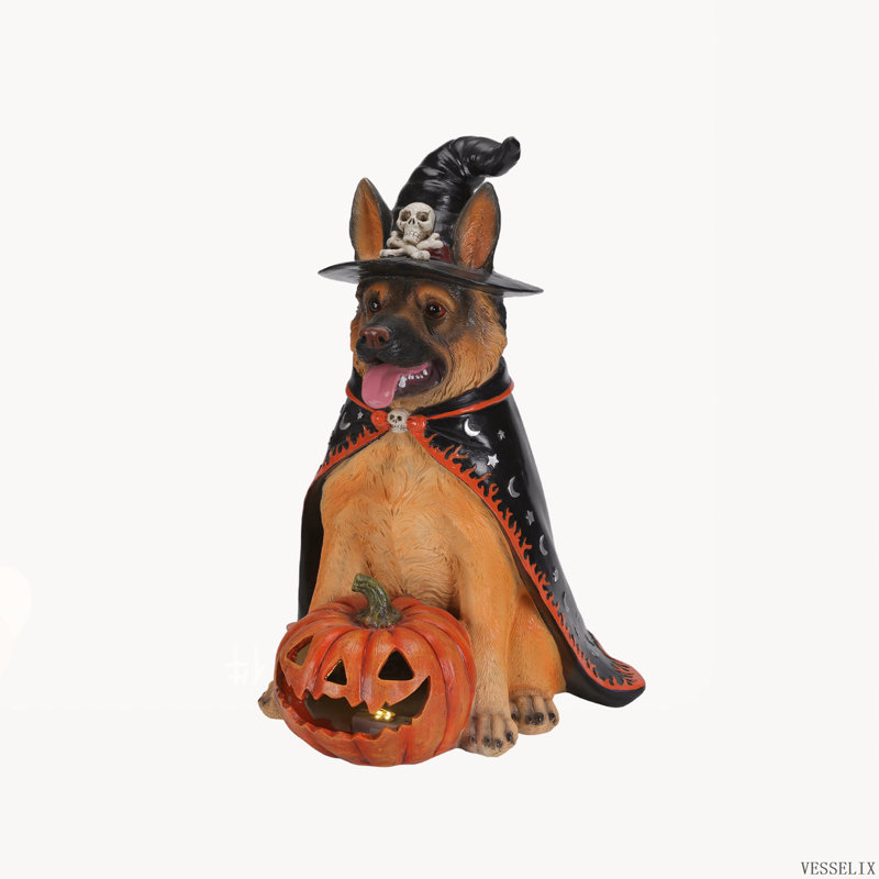 Statue de berger allemand d'Halloween avec chapeau de sorcière et citrouille lumineuse DEL