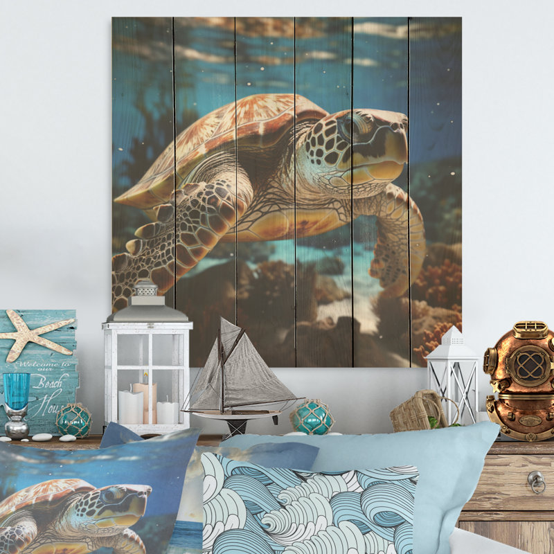 Curious Underwater Sea Turtle I - Tortue, panneau de bois sur bois de pin naturel, H 30 po x l 30 po