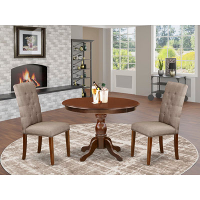 L'ensemble de mobilier de salle à manger 3 pièces comprend une table de salle à manger ronde avec piédestal et 2 chaises rembourrées en tissu de lin kaki foncé, acajou
