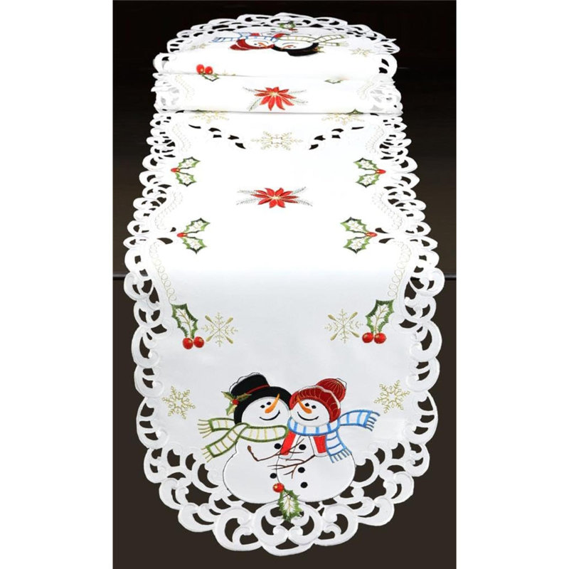 Chemin de table de Noël brodé Linens
