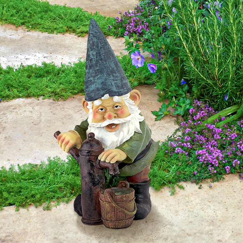 Statue de nain de jardin pompe à eau Pete