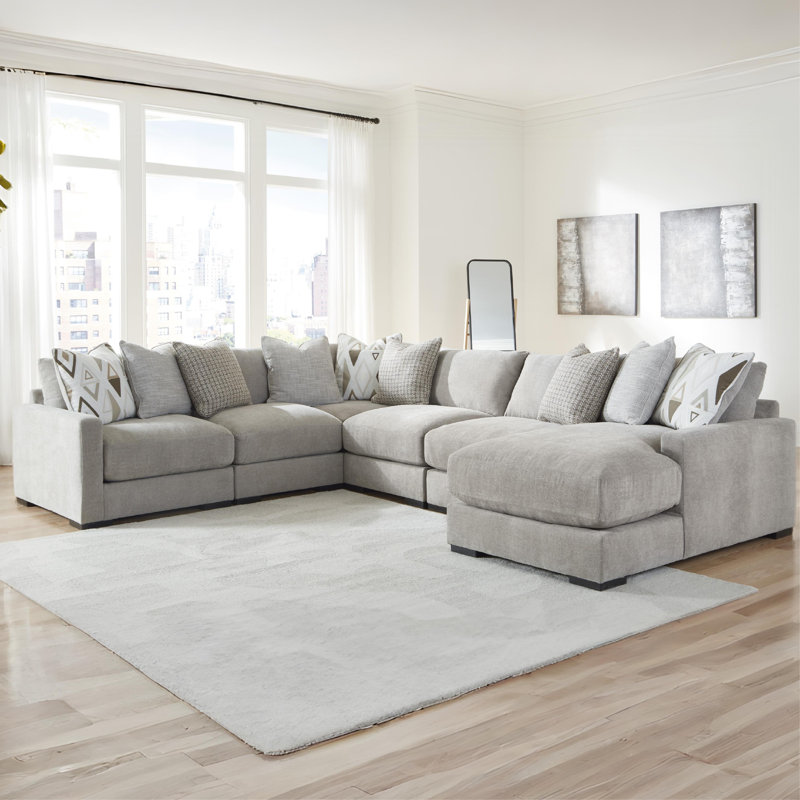 Bradninch 6-Piece Sectional With Chaise