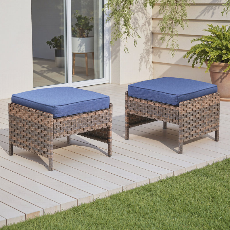 Outdoor Lounge Chair