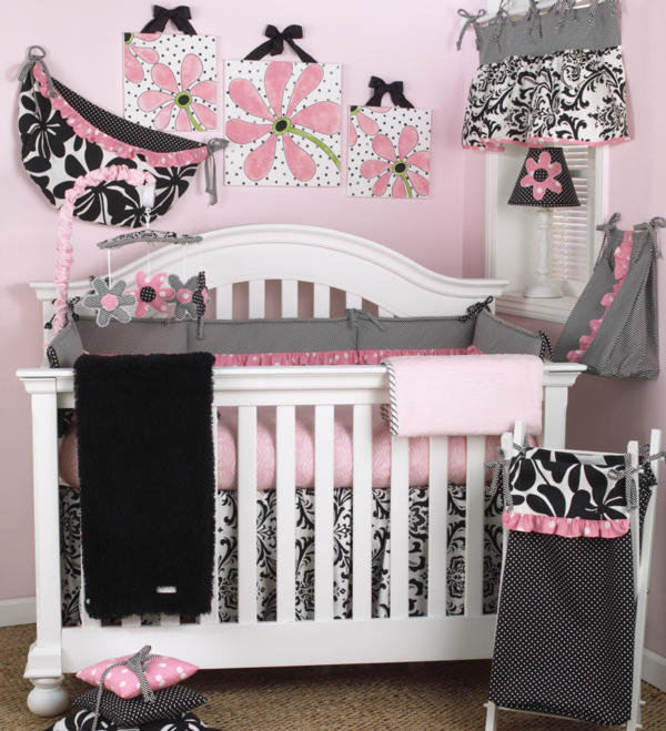 Girly Organic Crib Bedding Set