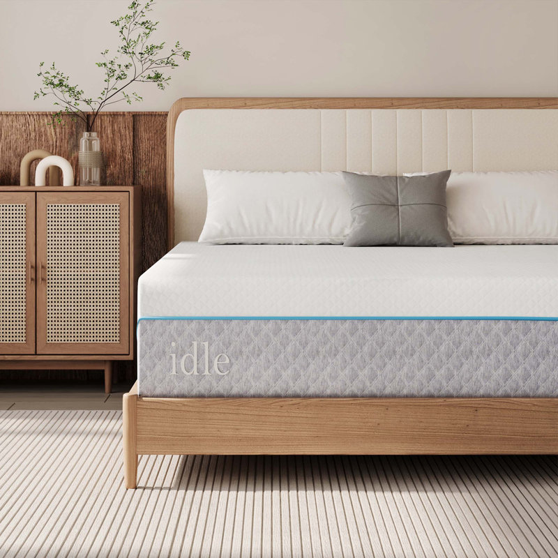 Matelas en mousse viscoélastique gélifiée à refroidissement moyen 12 po Gadre, Très grand lit