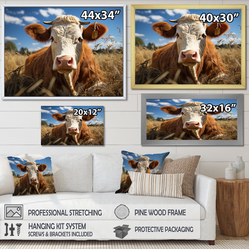 «Yacob Cow Majestic I», reproduction sur toile, Cadre simple noir, H 30 po x l 40 po x P 1,5 po