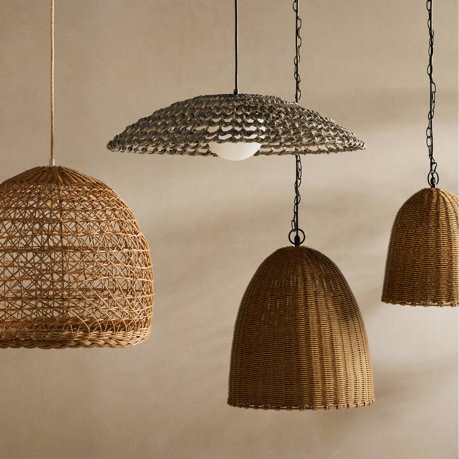 Arlen Outdoor Pendant Light