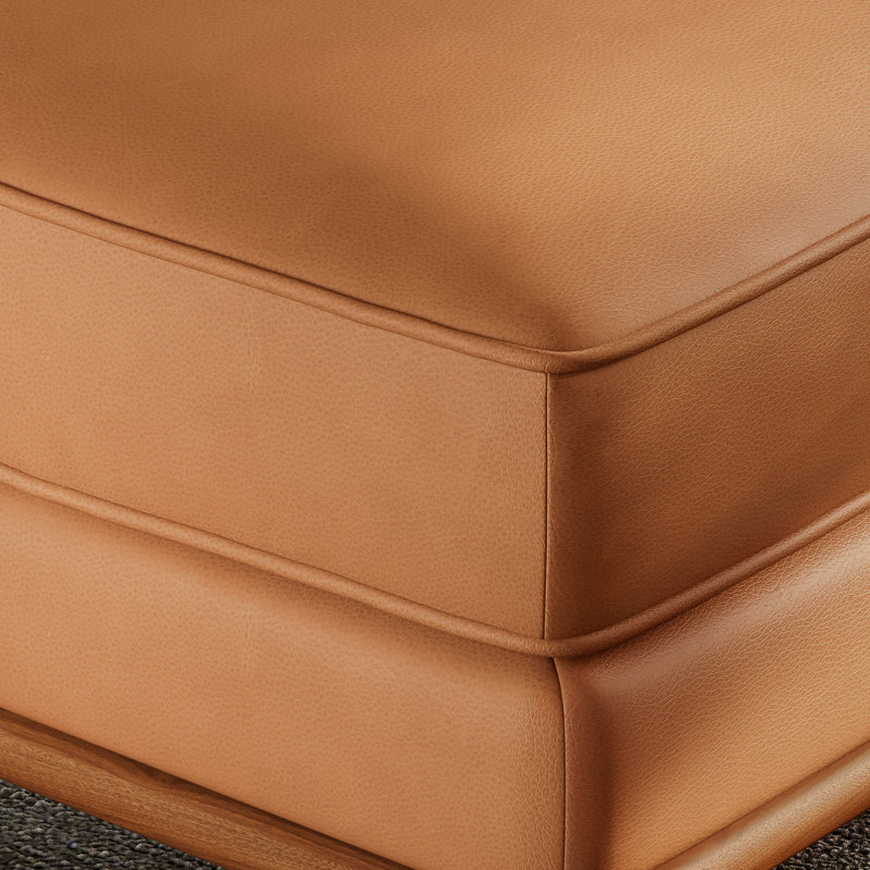 Shanteka 31" Leather Ottoman, Brun