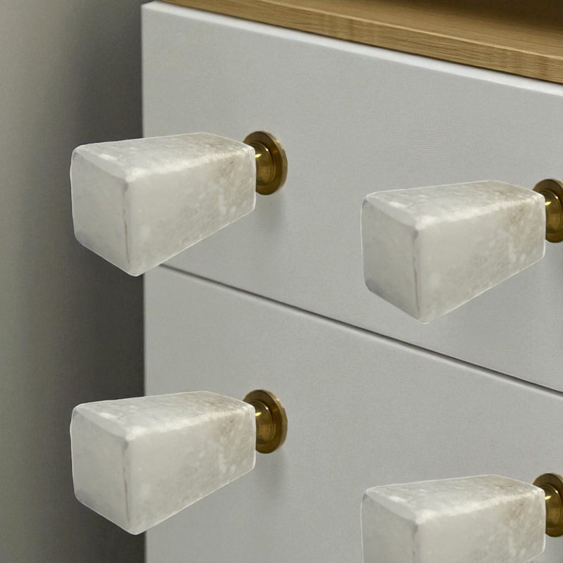 Ensemble de six boutons de tiroir cylindriques carrés en pierre blanche