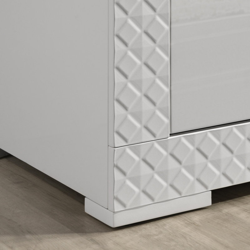 Wrobel 5-Drawer Chest