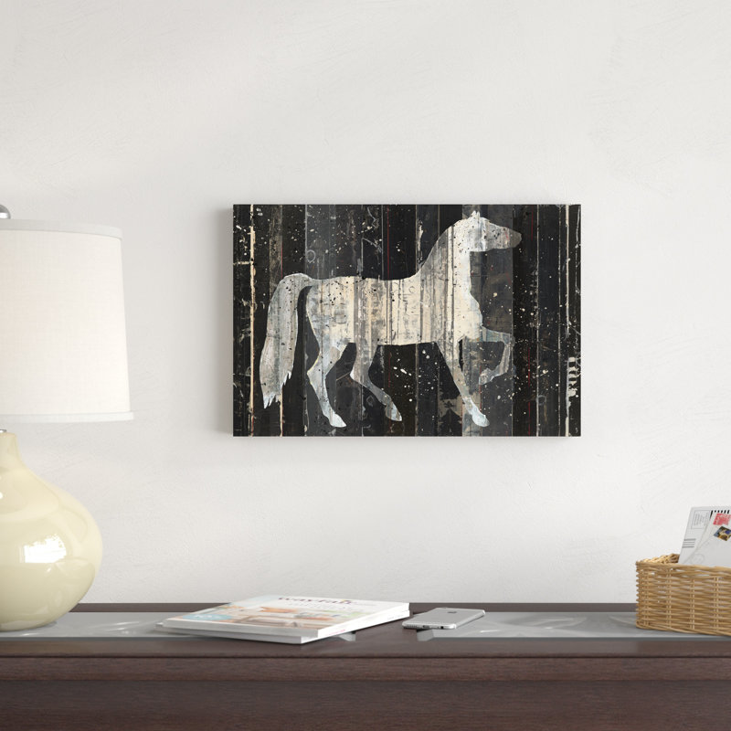 Cheval blanc, H 12 po x l 18 po