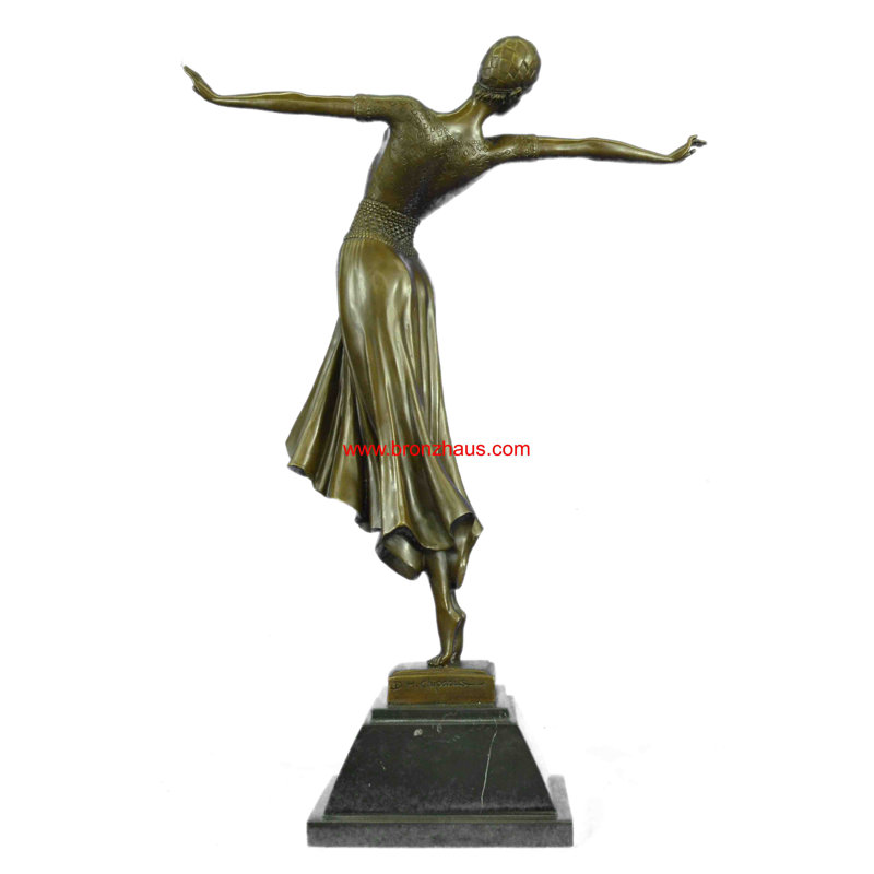 Figurines et sculptures