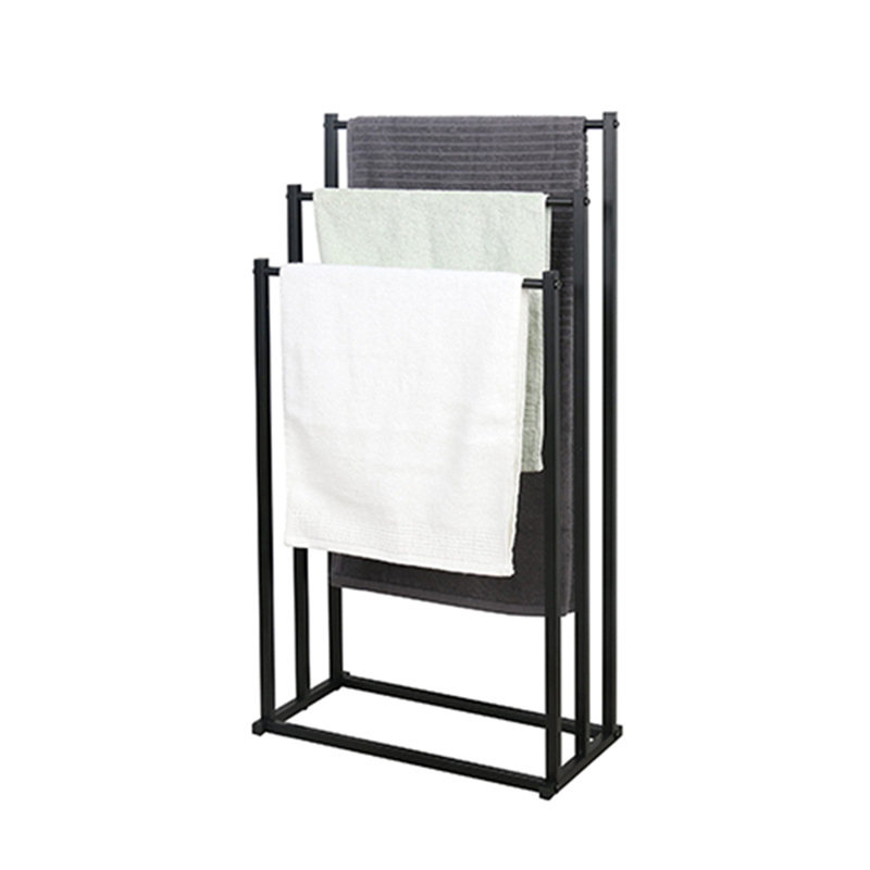 Ovalene 3 Freestanding Towel Stand