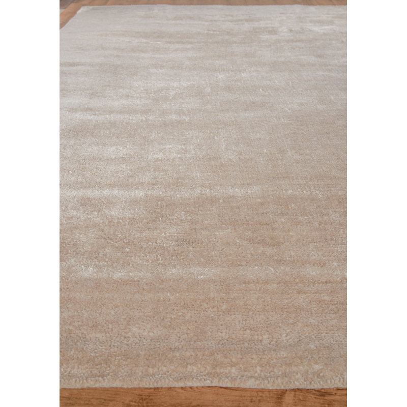 Plush Area Rug in Beige, Rectangle 8' x 10'
