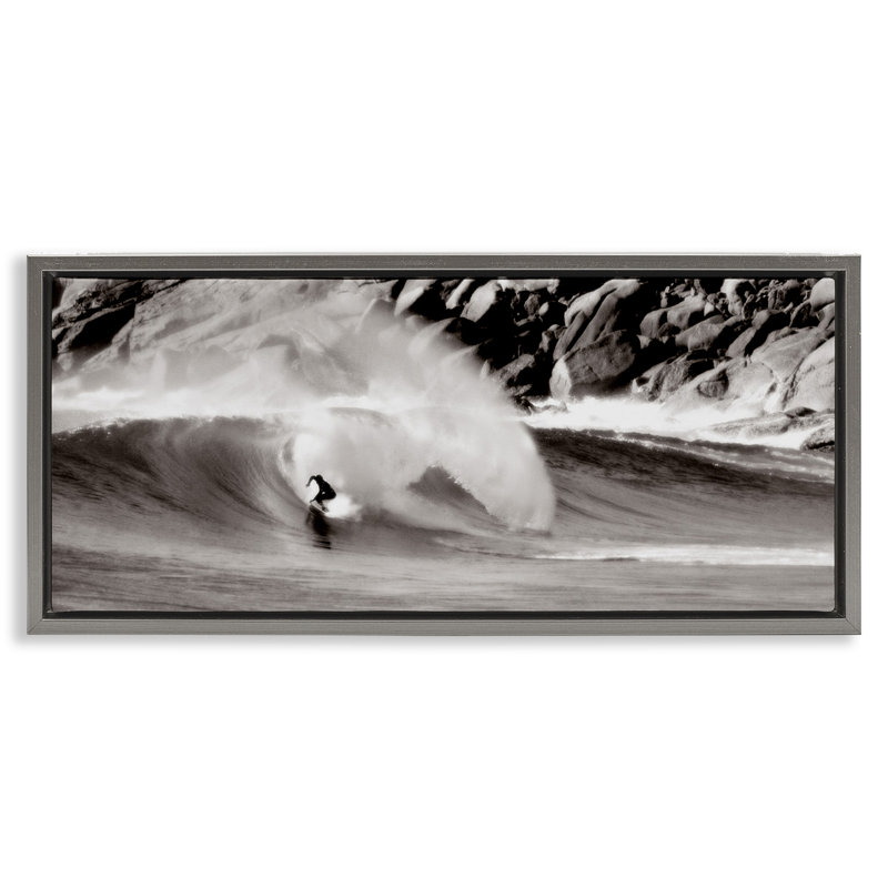 «Surfing Reef Break», art mural encadré noir sur toile flottante par Noah Bay, H 11 po x l 25 po, Cadre flottant gris lustré