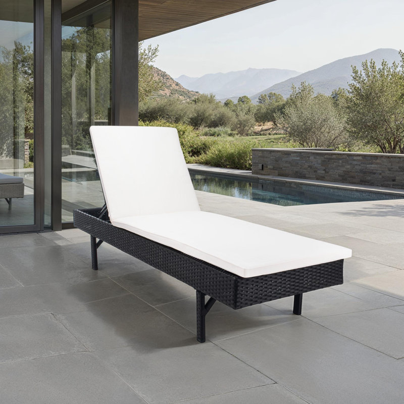 Chaise longue inclinable avec coussins Esmai, Cadre noir / coussin beige