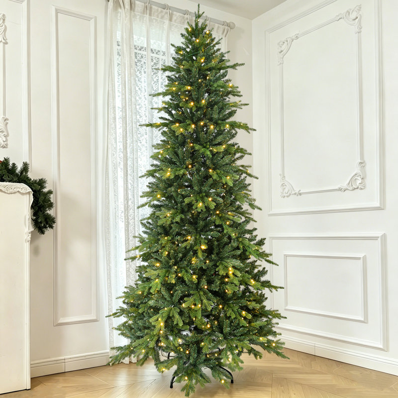 Arbre de Noël épinette pré-éclairé, 7.5'
