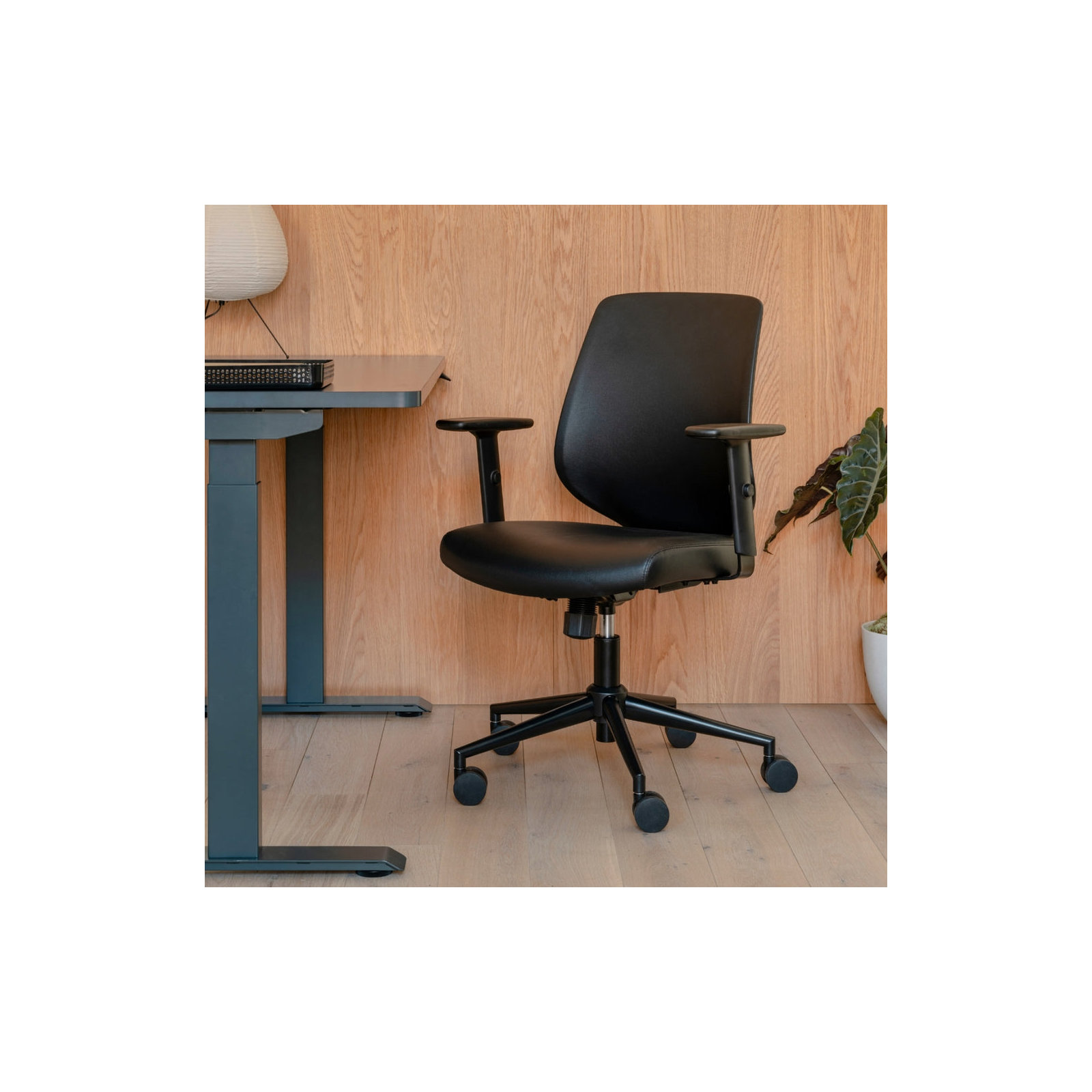 Daily Chair, Black, Black