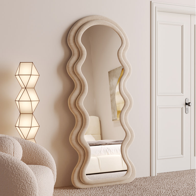 Glass Wavy Mirror, Begie