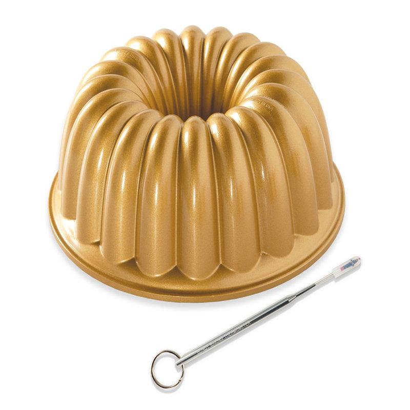 Nordic Ware Classic Cake Pan
