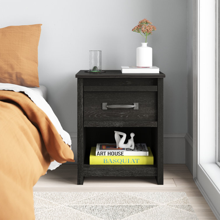 Amariyanna 1 - Drawer Nightstand