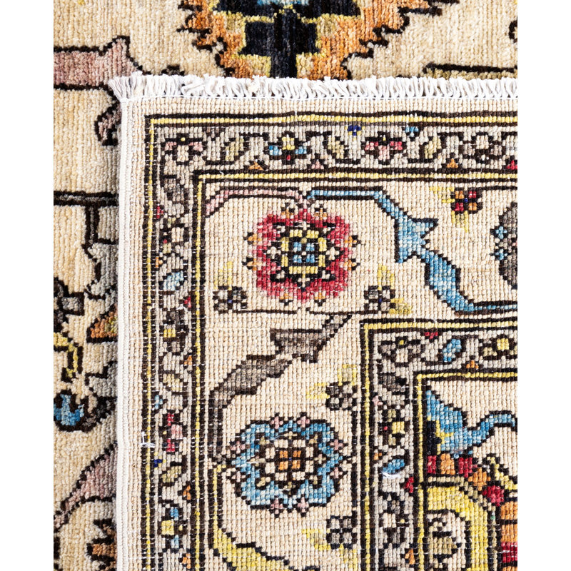 Serapi One-of-a-Kind 4' 0" X 5' 11" Hand Knotted Area Rug