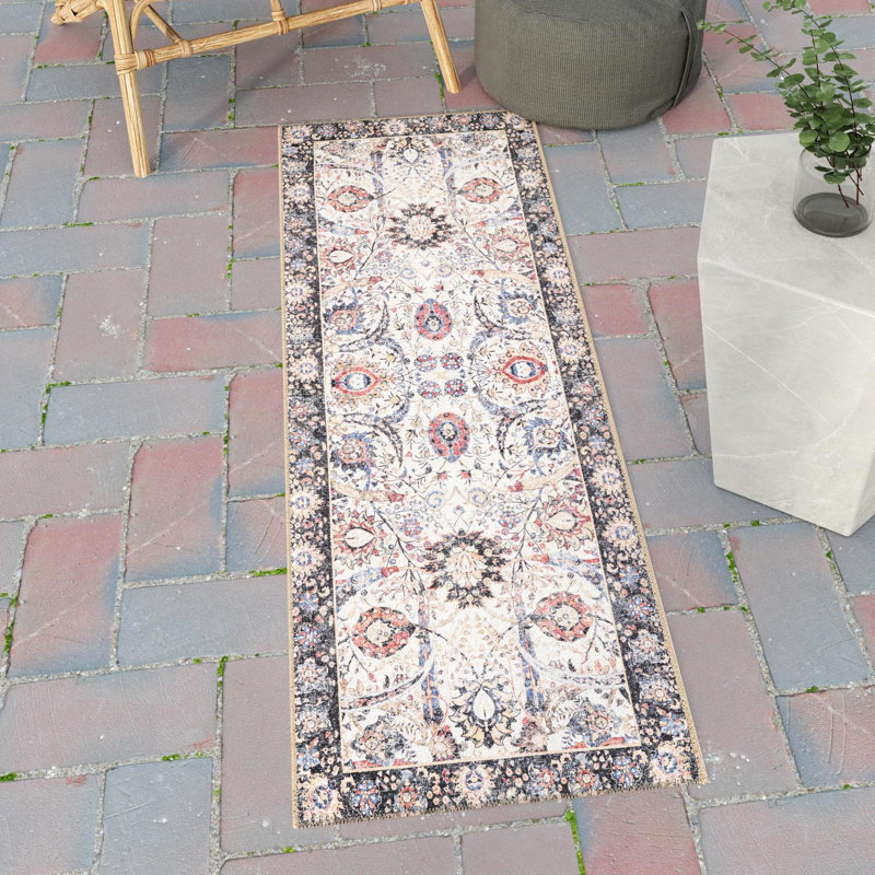 Mailen Performance Chenille Floral Indoor Rug, Runner 2' x 5'1"