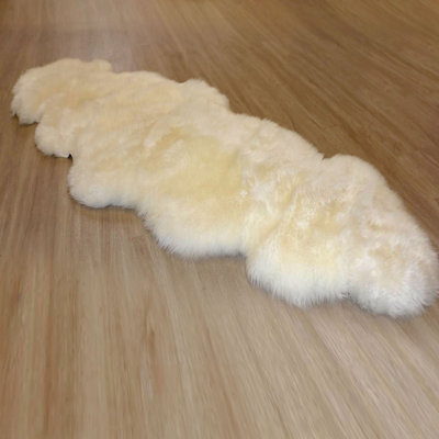 Nithsdale Sheepskin Indoor Rug