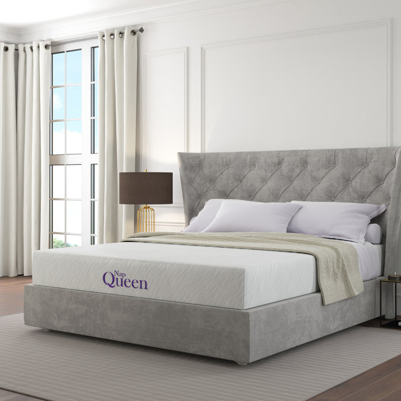 King Size White Gel Memory Foam Mattress with Innerspring