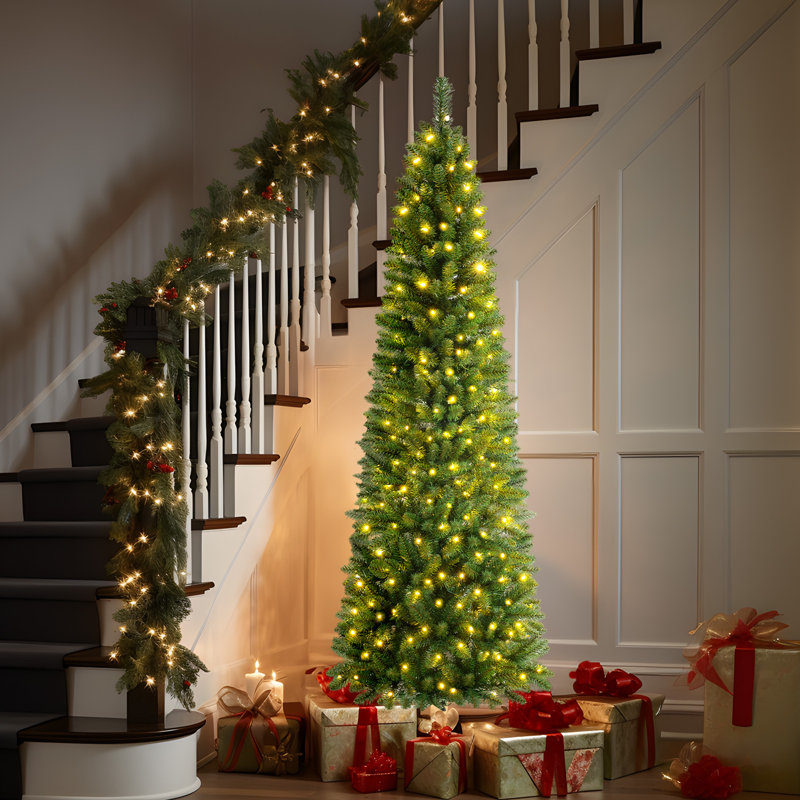 Lighted Artificial Christmas Tree, 6'