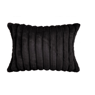 Housse et insert de coussin rectangulaire en fausse fourrure