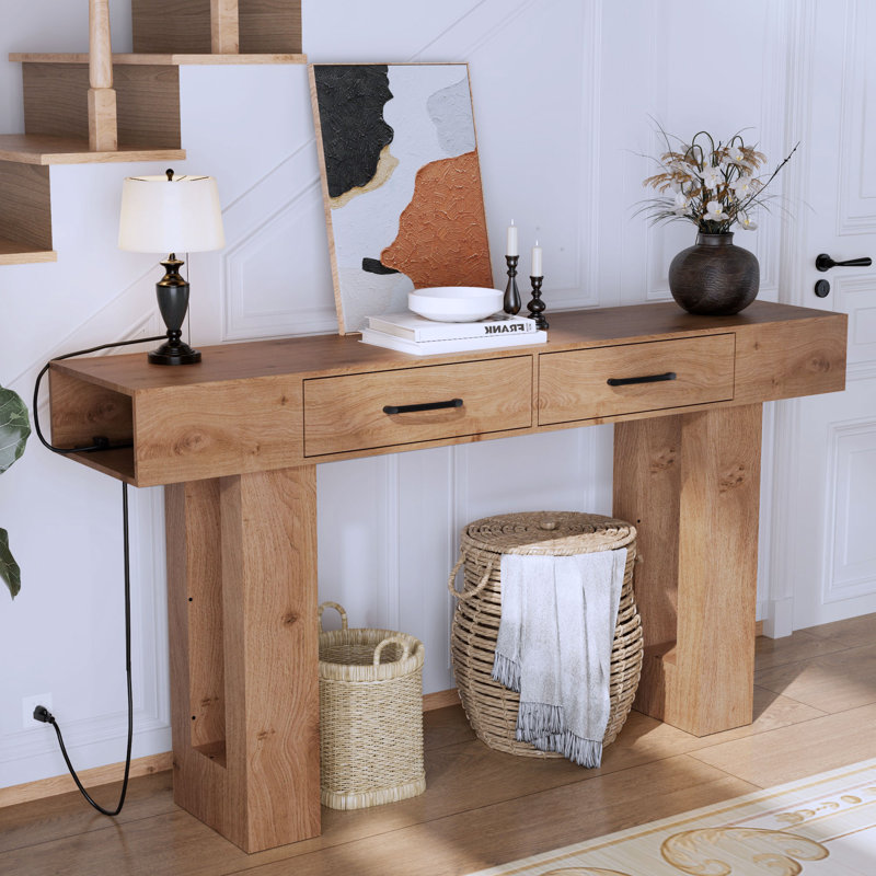 Console rectangulaire de style champêtre en bois naturel derrière un canapé, Natural