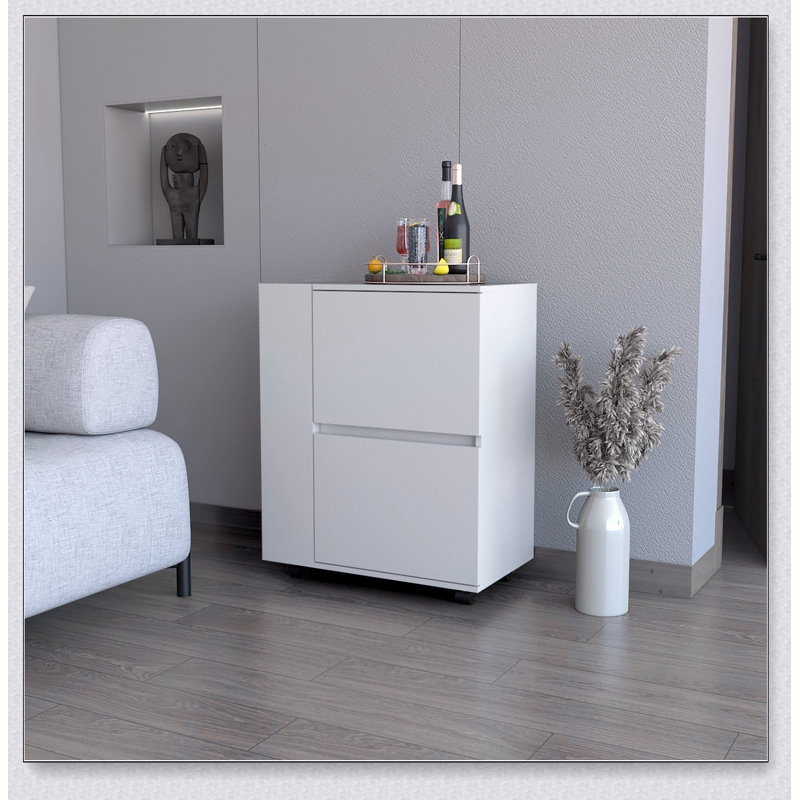 Élégant chariot-bar à 2 armoires avec portes pivotantes et tablettes ouvertes pour un rangement et une mobilité accrus, Blanc