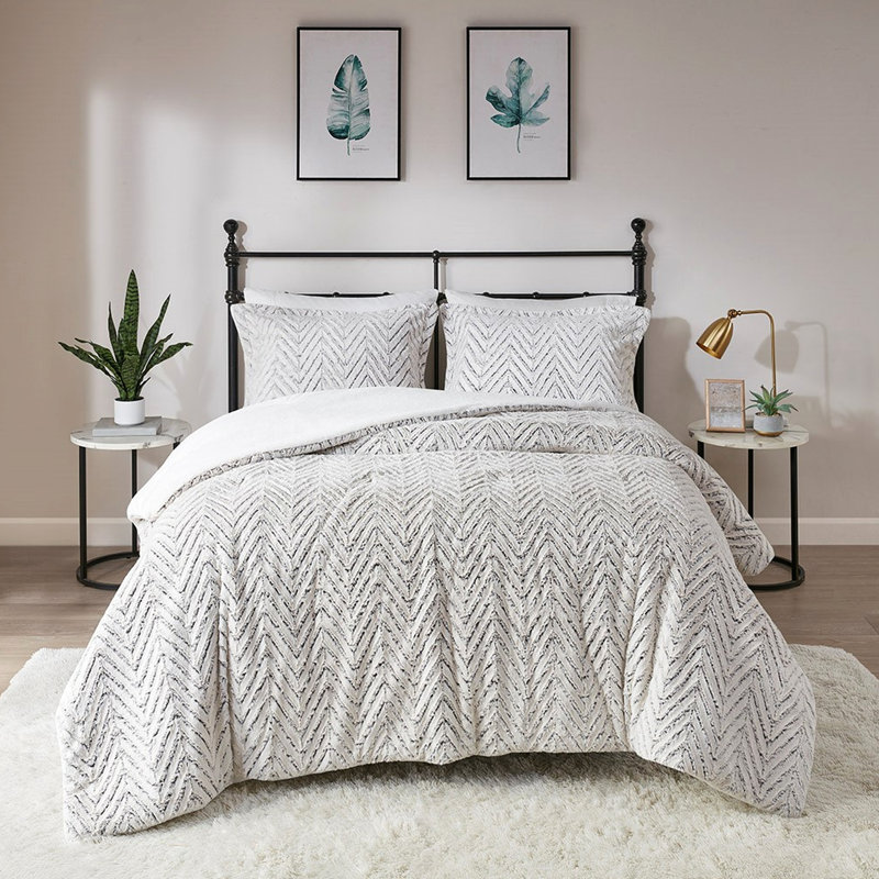 Lit simple / simple TG Édredon en fausse fourrure ultra. Motif. Duvet synthétique. Lavable en douceur et facilement. Édredon alternatif pour TG . Chaleureuse et relaxante. Lavable à la machine.
