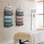 Porte-serviettes mural et porte-bouteilles de vin - Organisateur de salle de bain à 6 niveaux pour serviettes roulées, débarbouillettes, spa, gymnase, véhicule récréatif - Support à vin de cuisine multifonctionnel pour bar ou cave