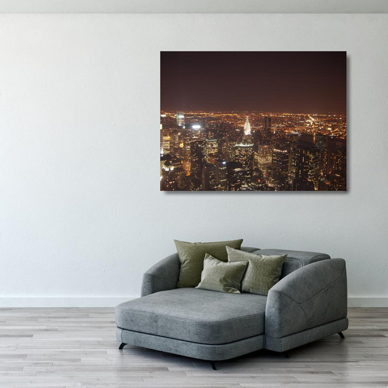 New York, la nuit, H 28 po x l 37 po