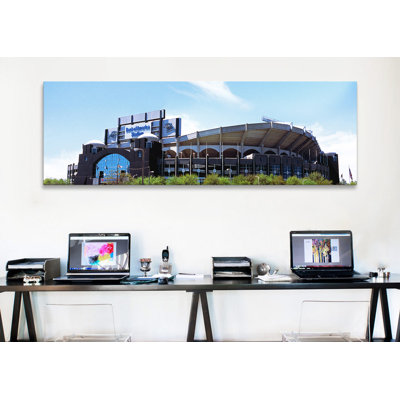 " Football Stadium In A City, Bank Of America Stadium, Charlotte, Mecklenburg County, North Carolina, USA " by Panoramic Images