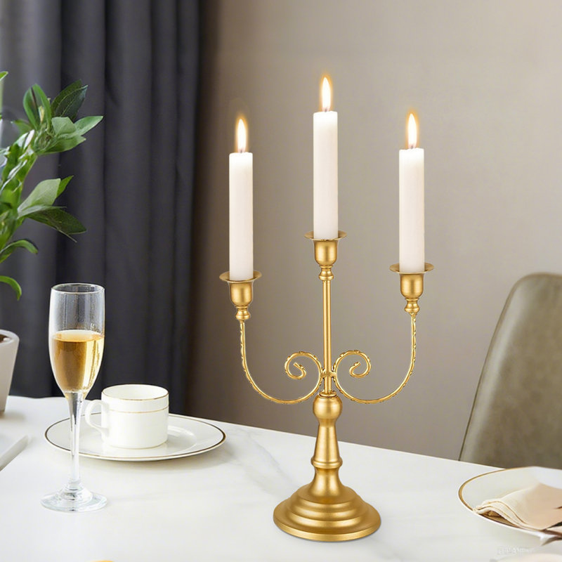 Porte-chandelier doré à 3 branches, 2 chandeliers en métal doré de 11,8 po pour la pièce maîtresse de la table de mariage, fête de Noël, décoration de salle à manger et crochet à bougie doré inclus