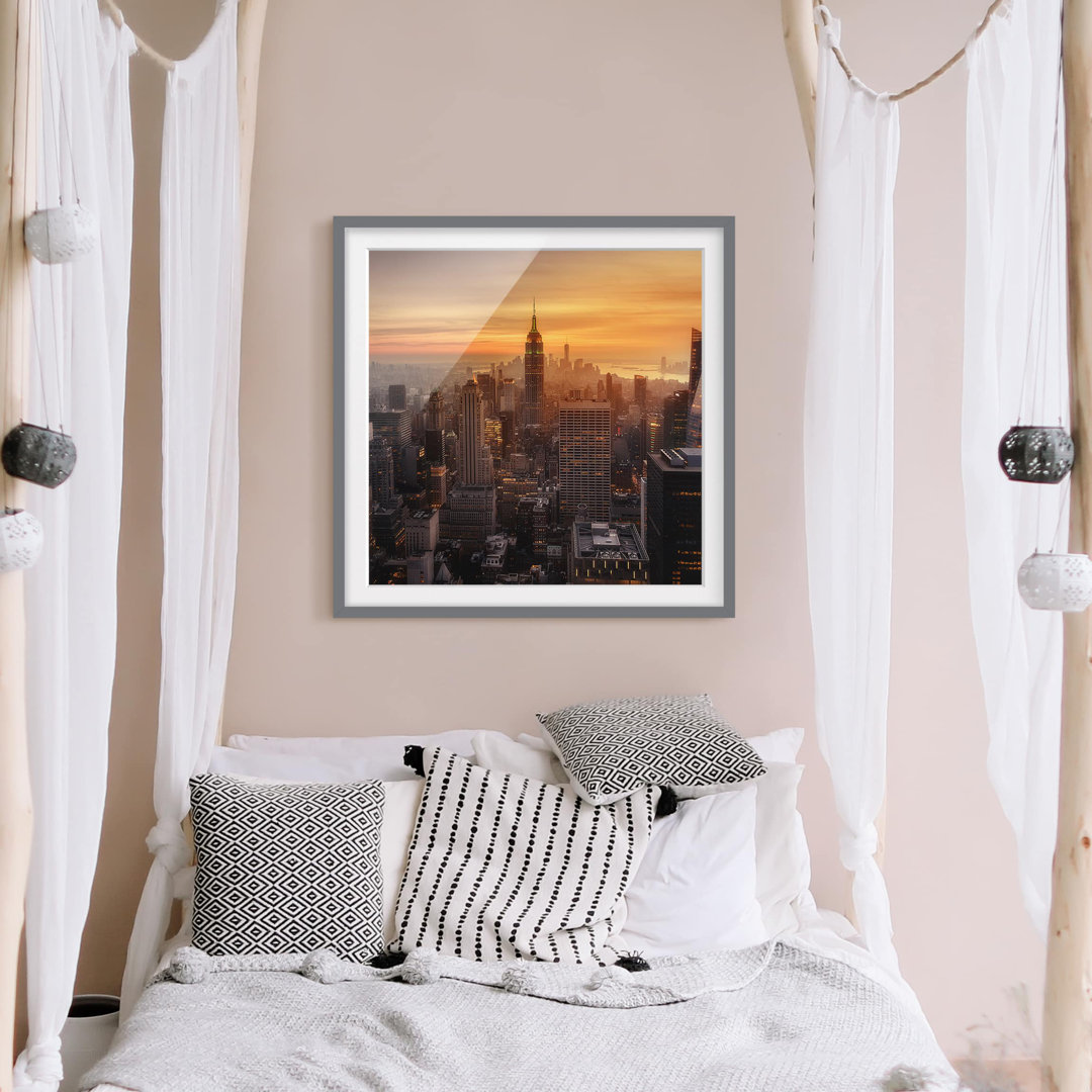 Gerahmtes Poster Manhattan Skyline Evening Mood