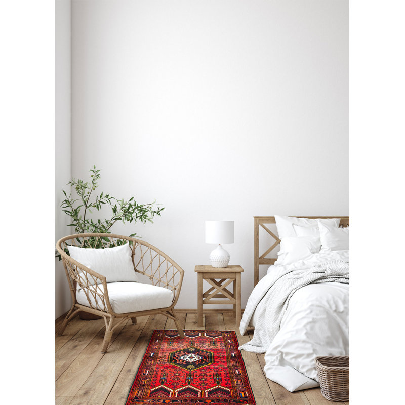 Andelz Red Rug 4'8" x 7'5"