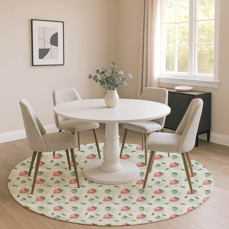Tapis intérieur / extérieur lavable à la machine Chantille ACN2865 Strawberries, Céleri, Rond 8 pi