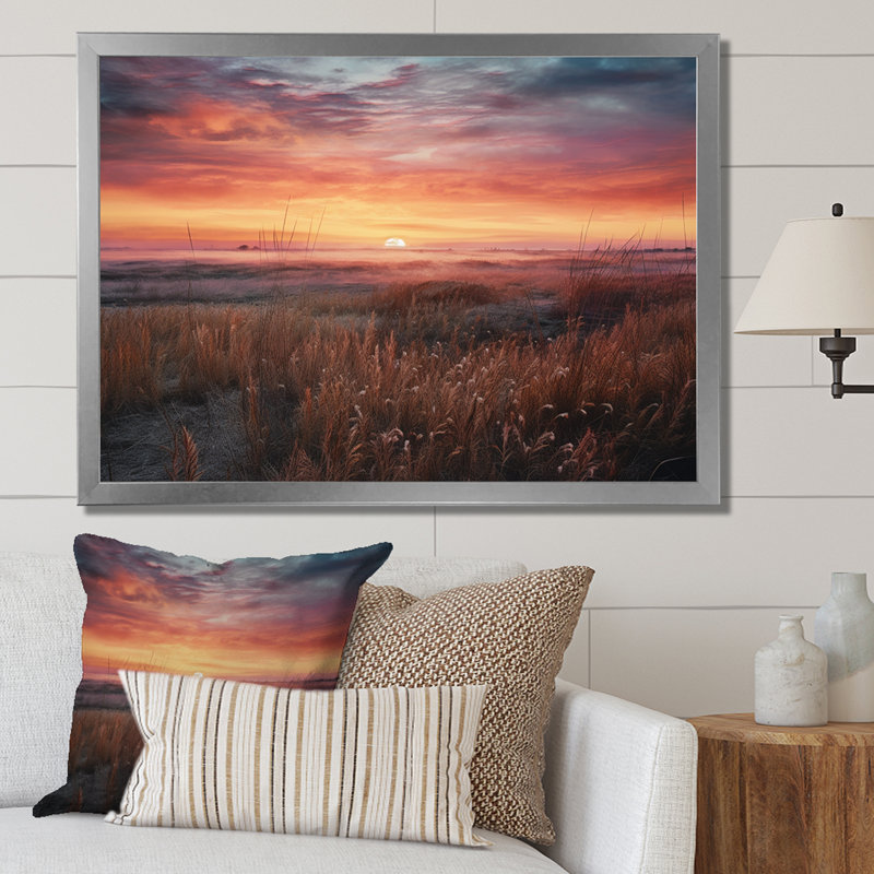 Prairies tranquilles au lever du soleil I, H 16 po x l 32 po x P 1 po, Cadre simple argenté