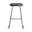 Tabouret de bar et de comptoir Geonna en bois massif, style selle, avec repose-pieds-366021793-343382046