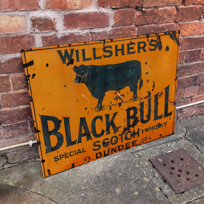 Wall Decor on Metal
