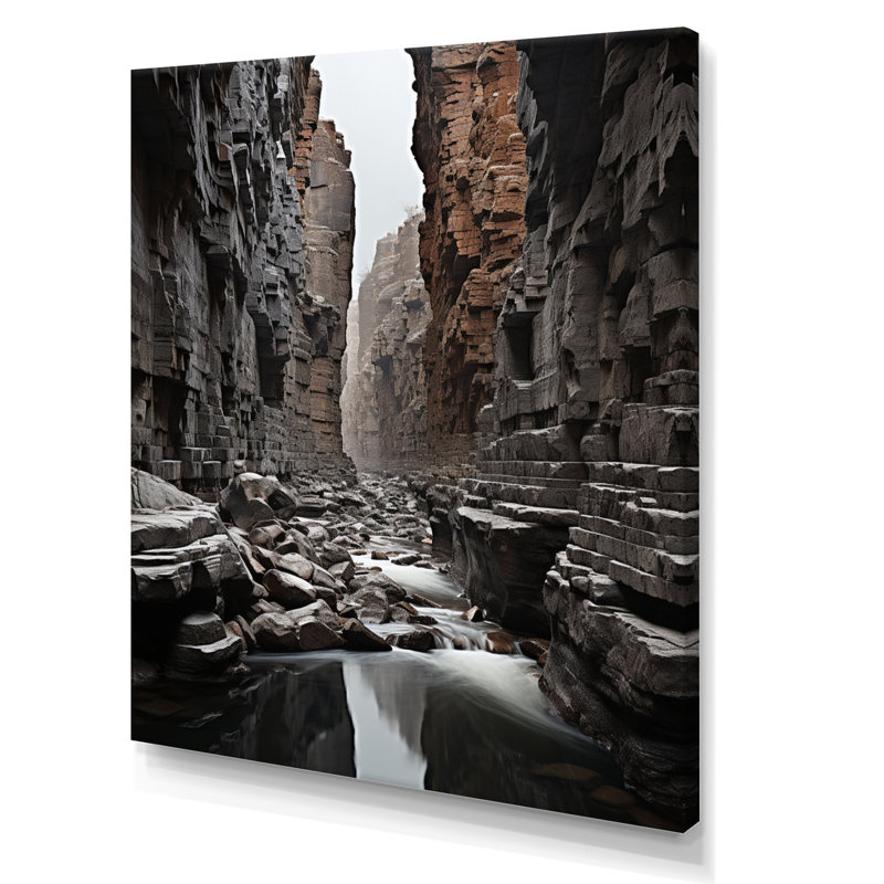 Barara Canyon Eroded Beauty II sur impression sur toile, H 44 po x l 34 po x P 1,5 po, Toile tendue