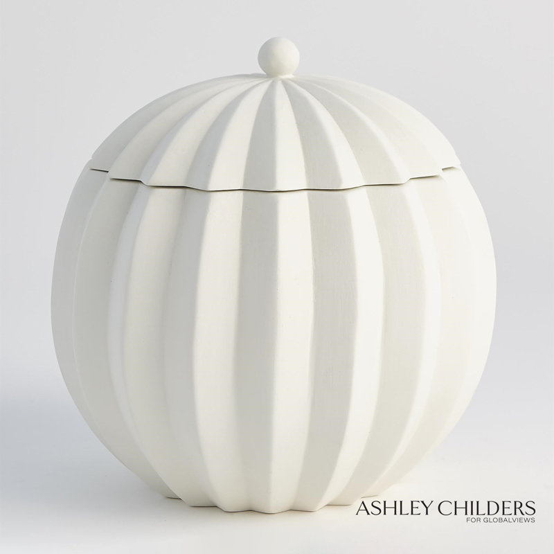 Spicchi Line Bowl W/Lid-Matte White-Lg, 8.25" H x 8" W x 8" D